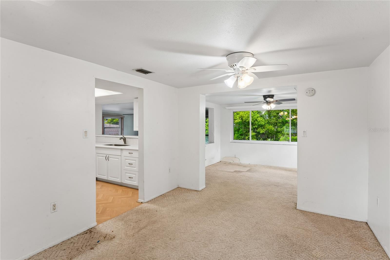 LA VILLA GARDENS - Residential