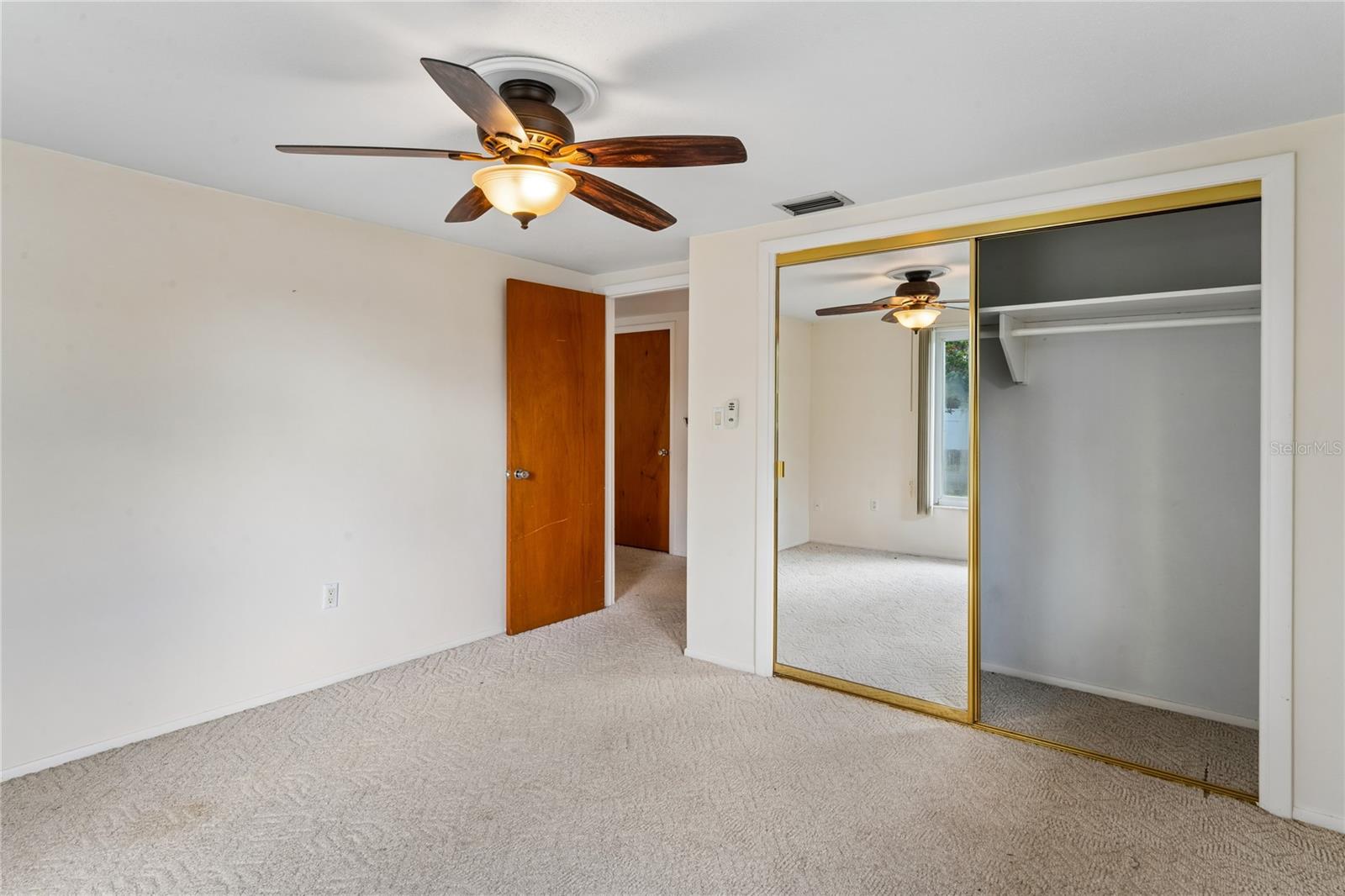 LA VILLA GARDENS - Residential