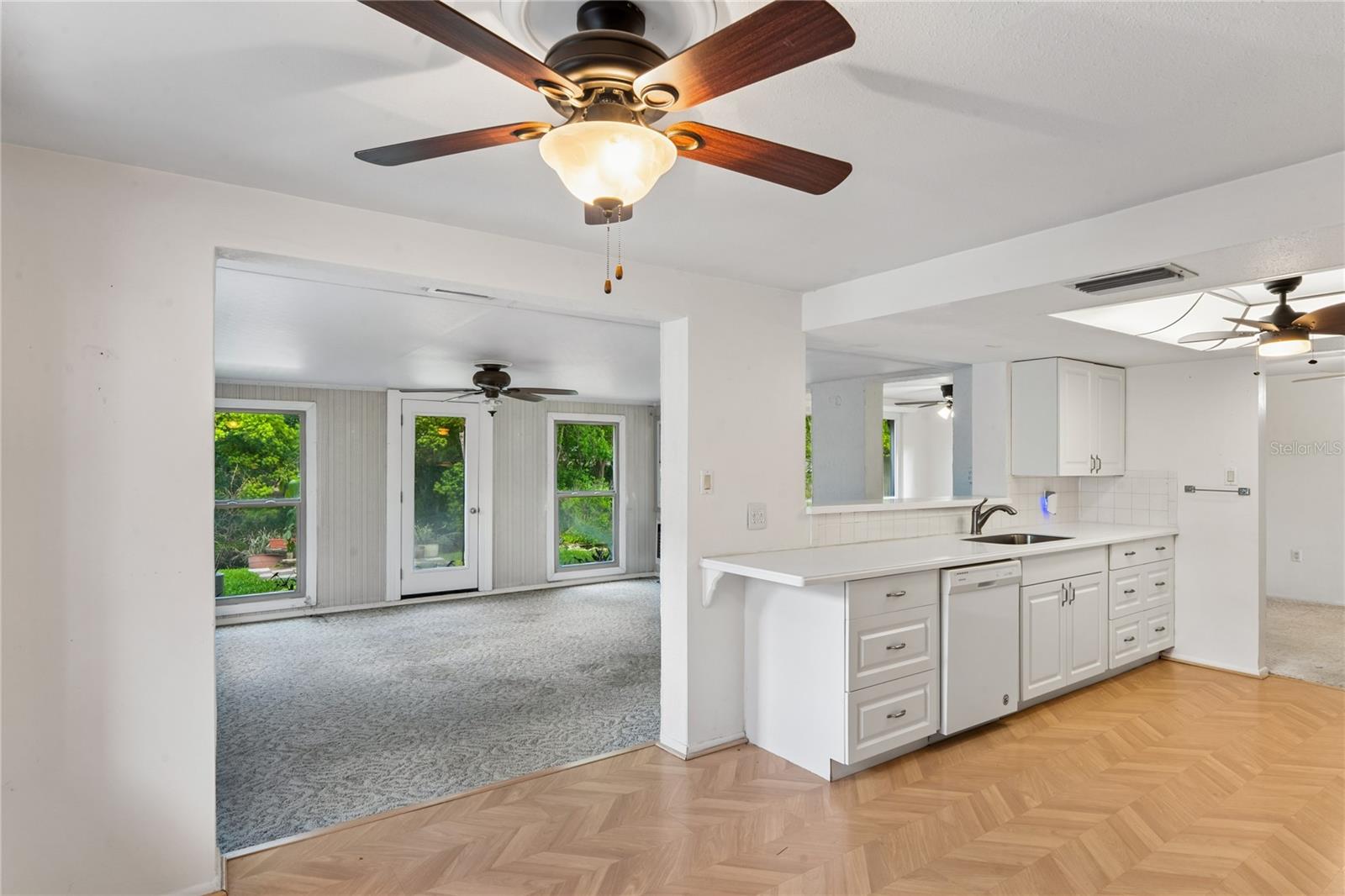 LA VILLA GARDENS - Residential