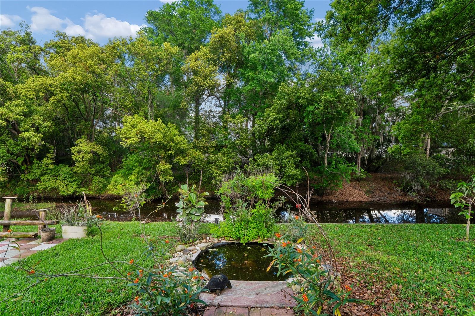 LA VILLA GARDENS - Residential