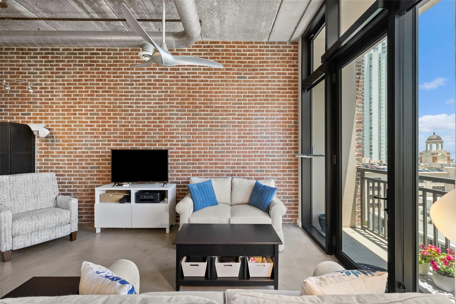 MC NULTY LOFTS CONDO - Residential