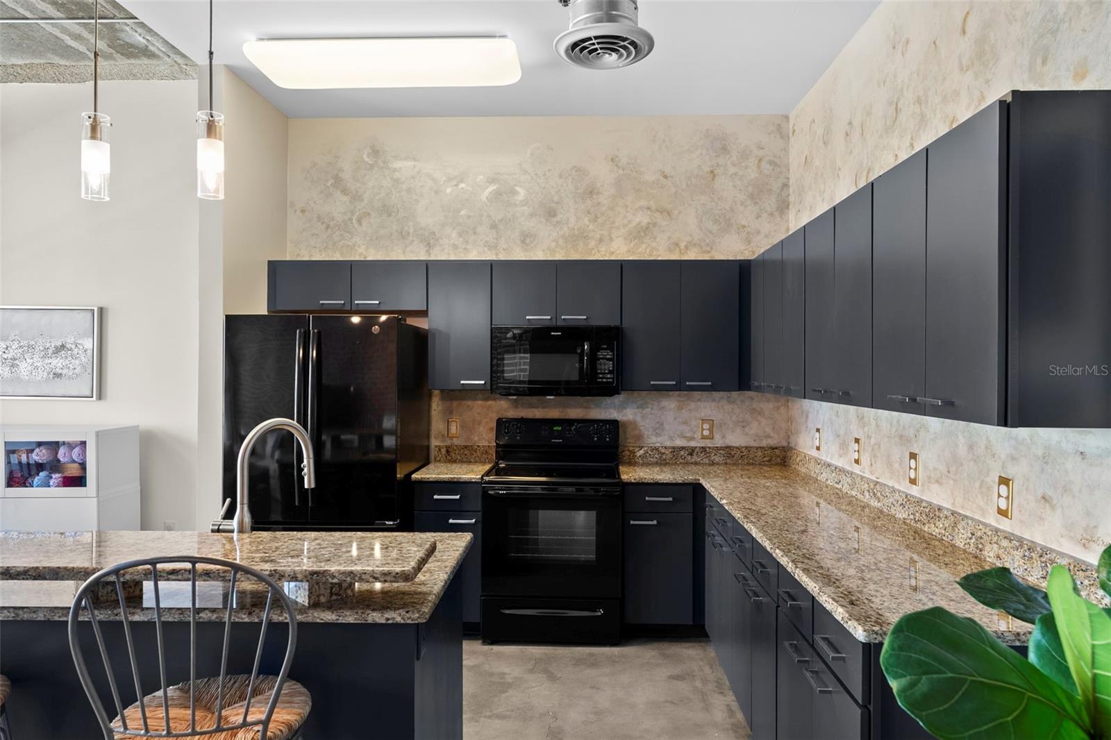 MC NULTY LOFTS CONDO - Residential