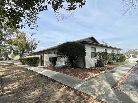 Tiny photo for 1902 NE 17th Place, Ocala, FL 34470 (MLS # OM717618)