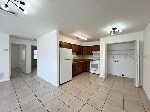 Tiny photo for 1902 NE 17th Place, Ocala, FL 34470 (MLS # OM717618)