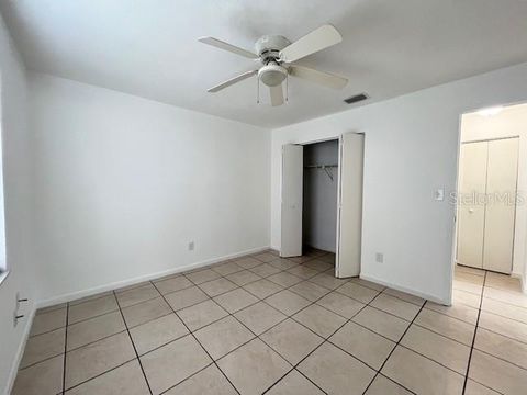 Tiny photo for 1902 NE 17th Place, Ocala, FL 34470 (MLS # OM717618)