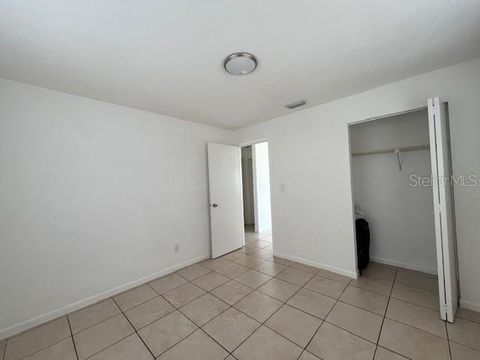 Tiny photo for 1902 NE 17th Place, Ocala, FL 34470 (MLS # OM717618)