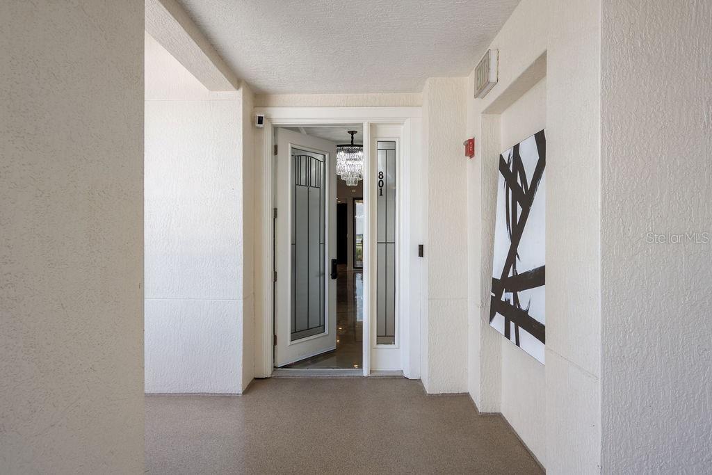 111 E MONUMENT AVENUE 801