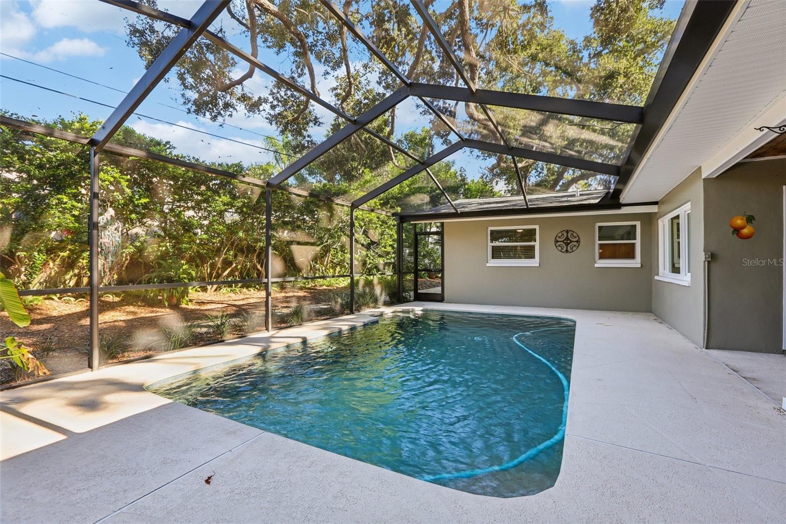 FAIRWAY ESTATES 4TH ADD - Residential