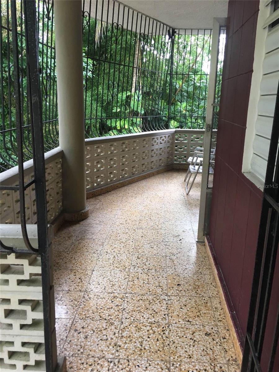 BARRIO QUEMADO - Residential