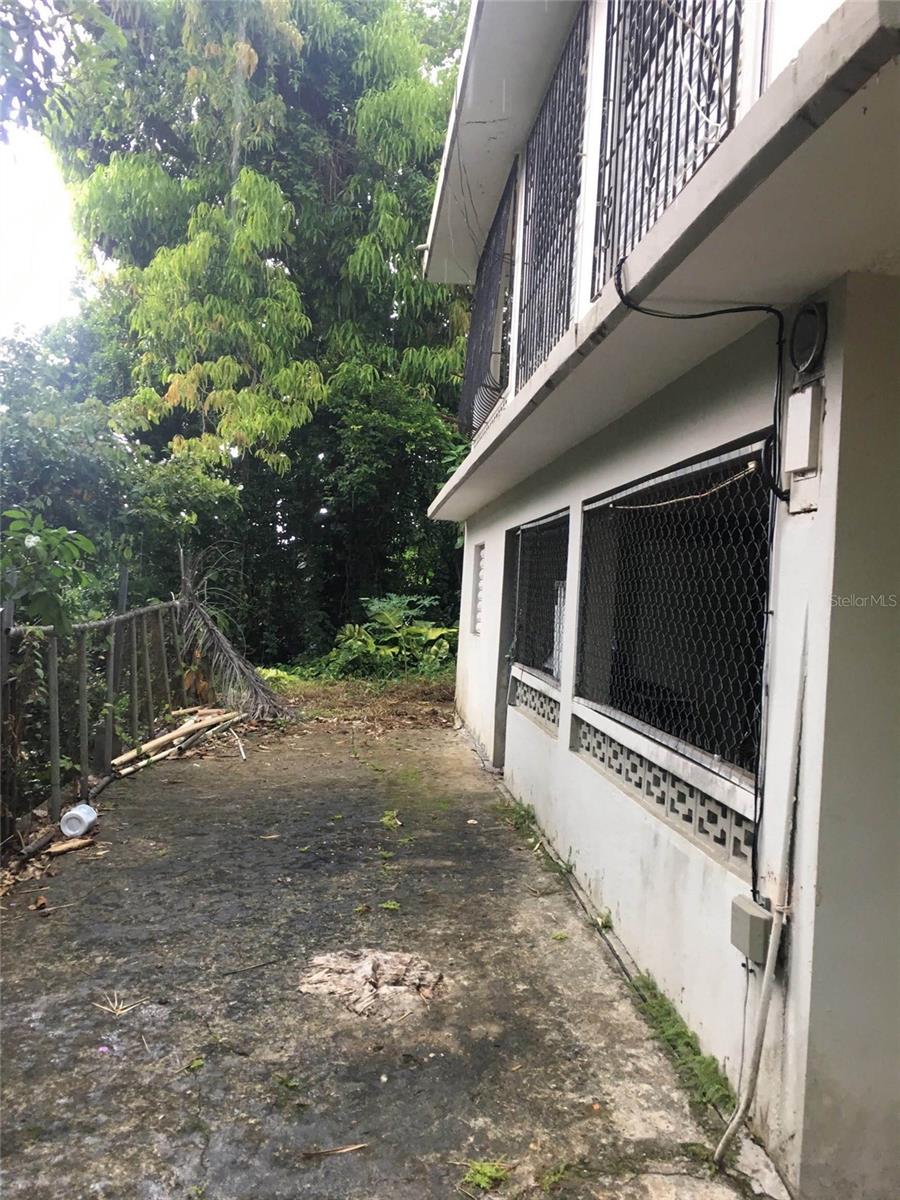 BARRIO QUEMADO - Residential