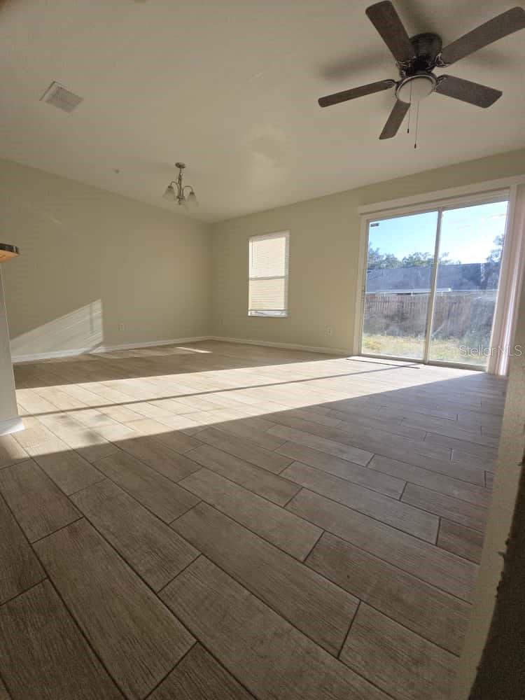 WESTSIDE TWNHMS-PH 05 A B & C - Residential Lease