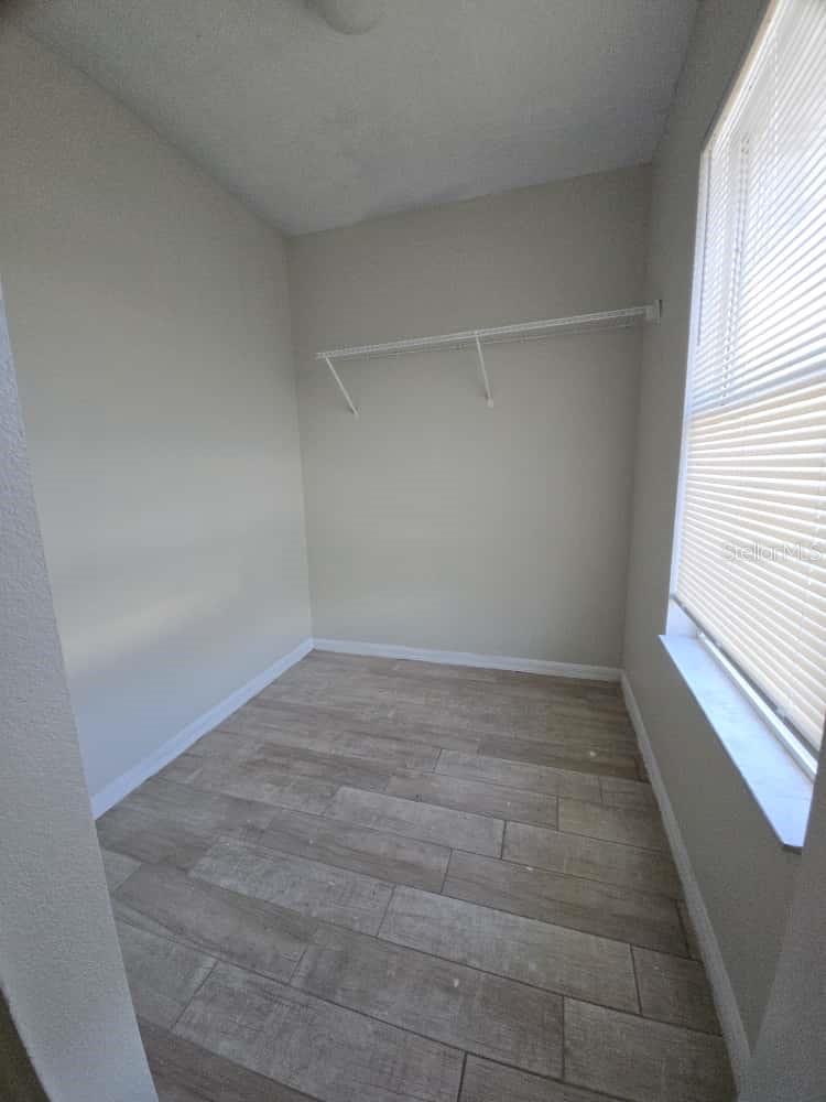 WESTSIDE TWNHMS-PH 05 A B & C - Residential Lease