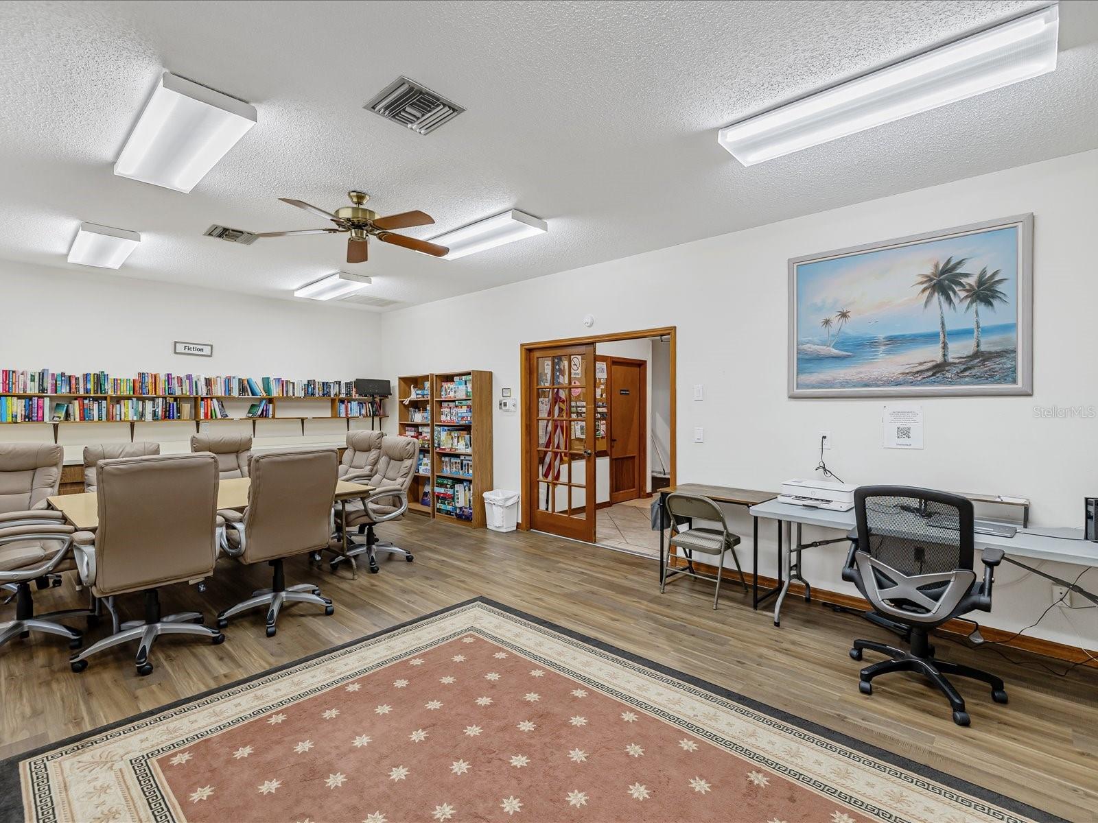 HUNT RIDGE - Residential