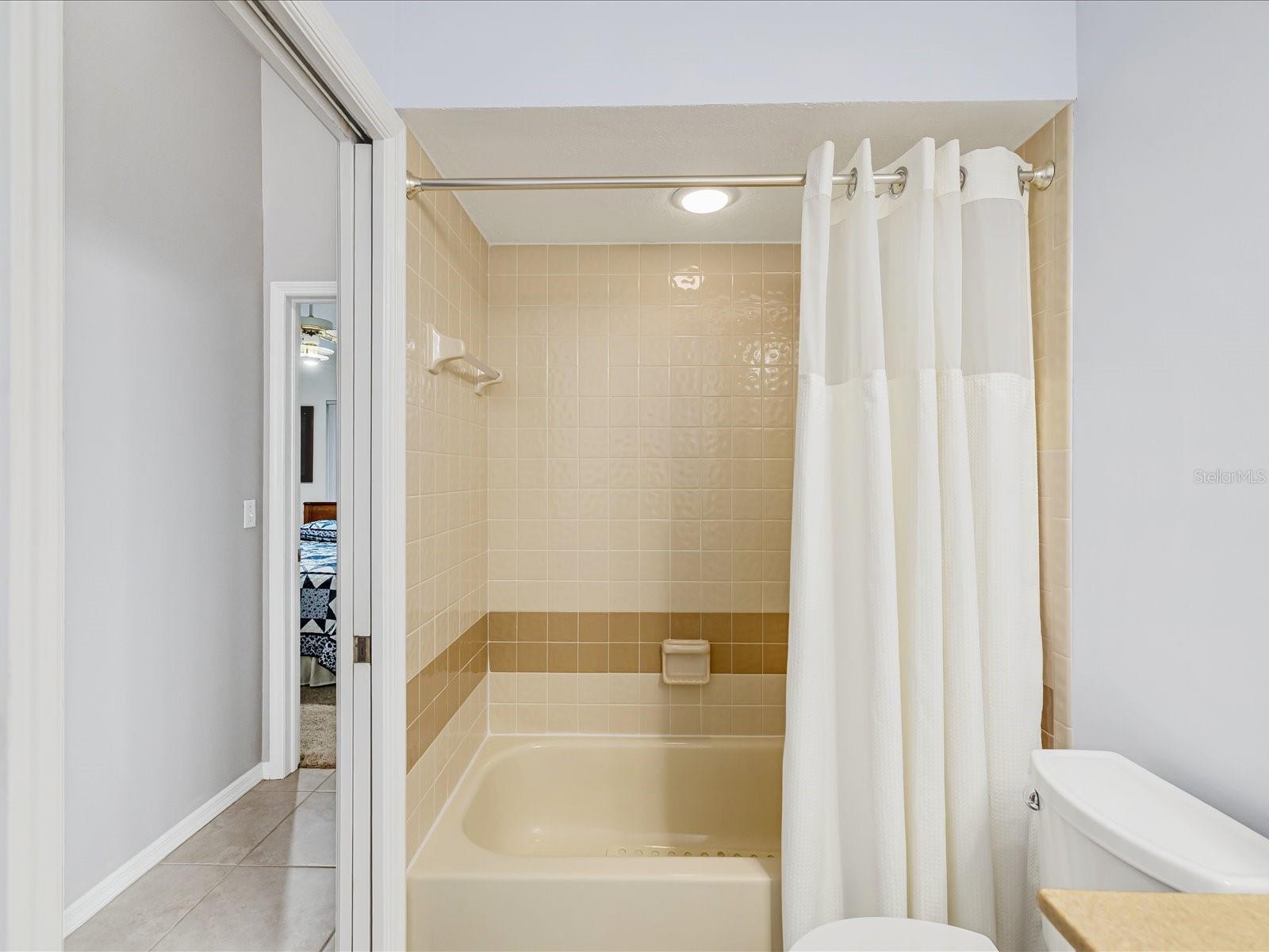 HUNT RIDGE - Residential