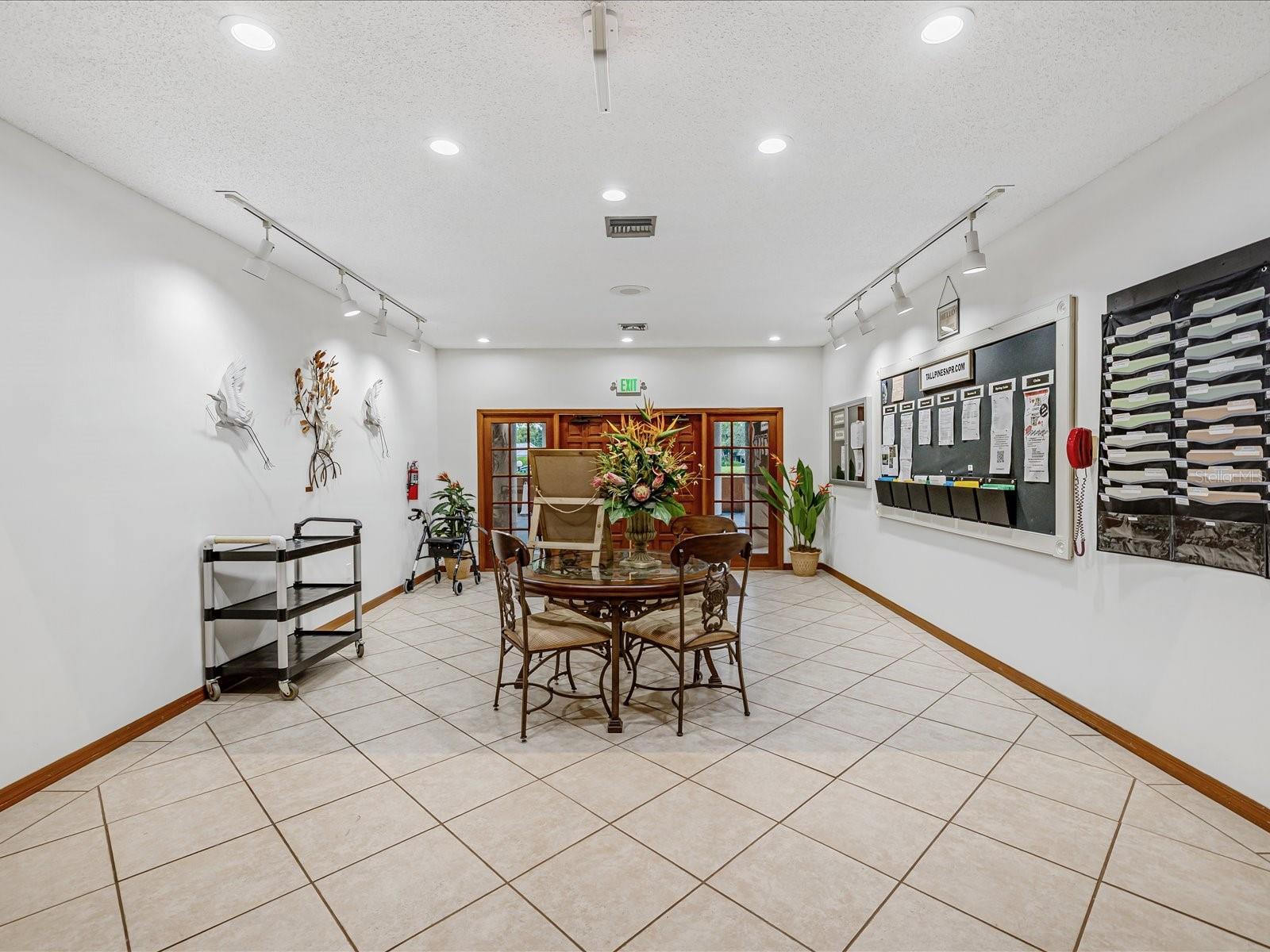 HUNT RIDGE - Residential