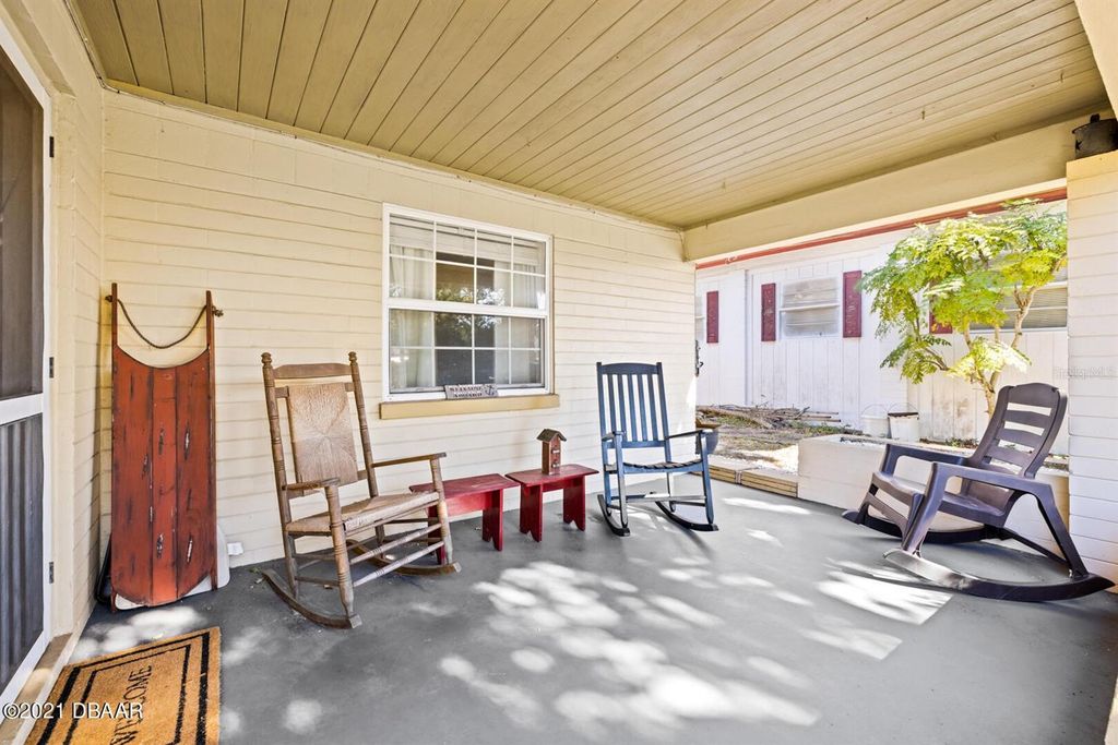 Photo of 317 Golf Boulevard, Daytona Beach, FL 32118 (MLS # V4946755)