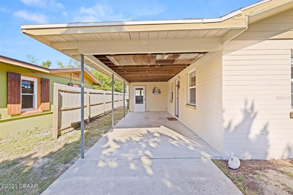 Photo of 317 Golf Boulevard, Daytona Beach, FL 32118 (MLS # V4946755)