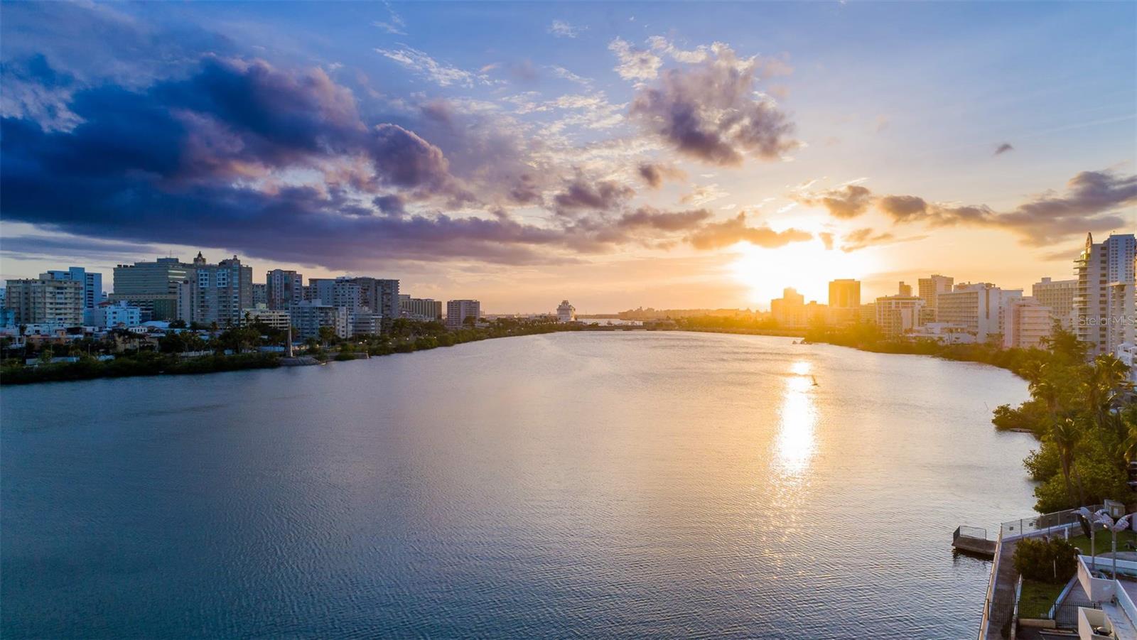 LAGUNA TERRACE CONDOMINIO - Residential Lease