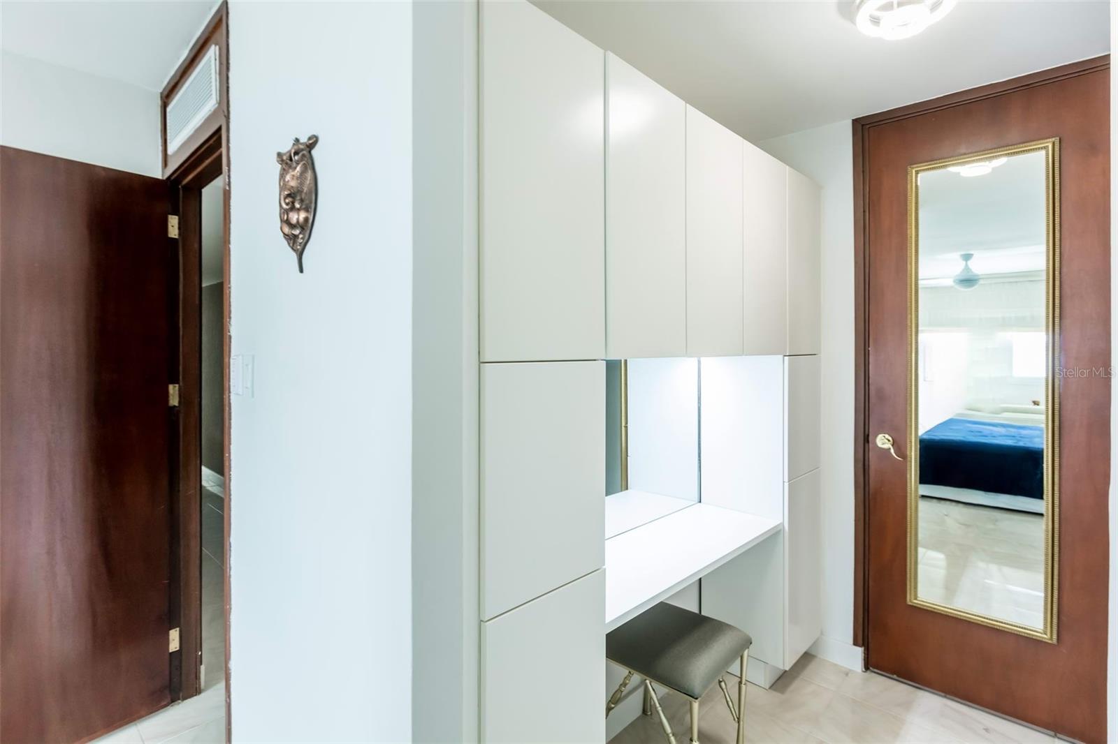 LAGUNA TERRACE CONDOMINIO - Residential Lease