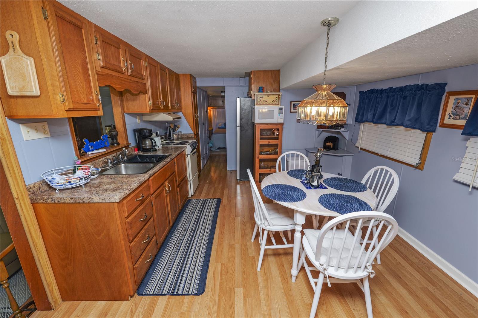 FAIRVIEW VILLAGE - Residential