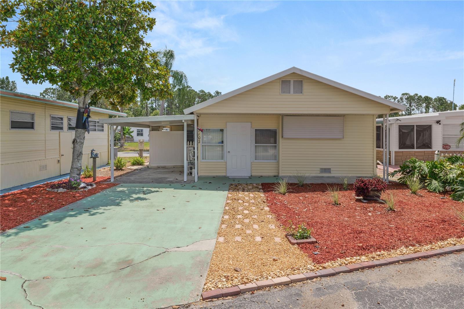 FAIRVIEW VILLAGE - Residential