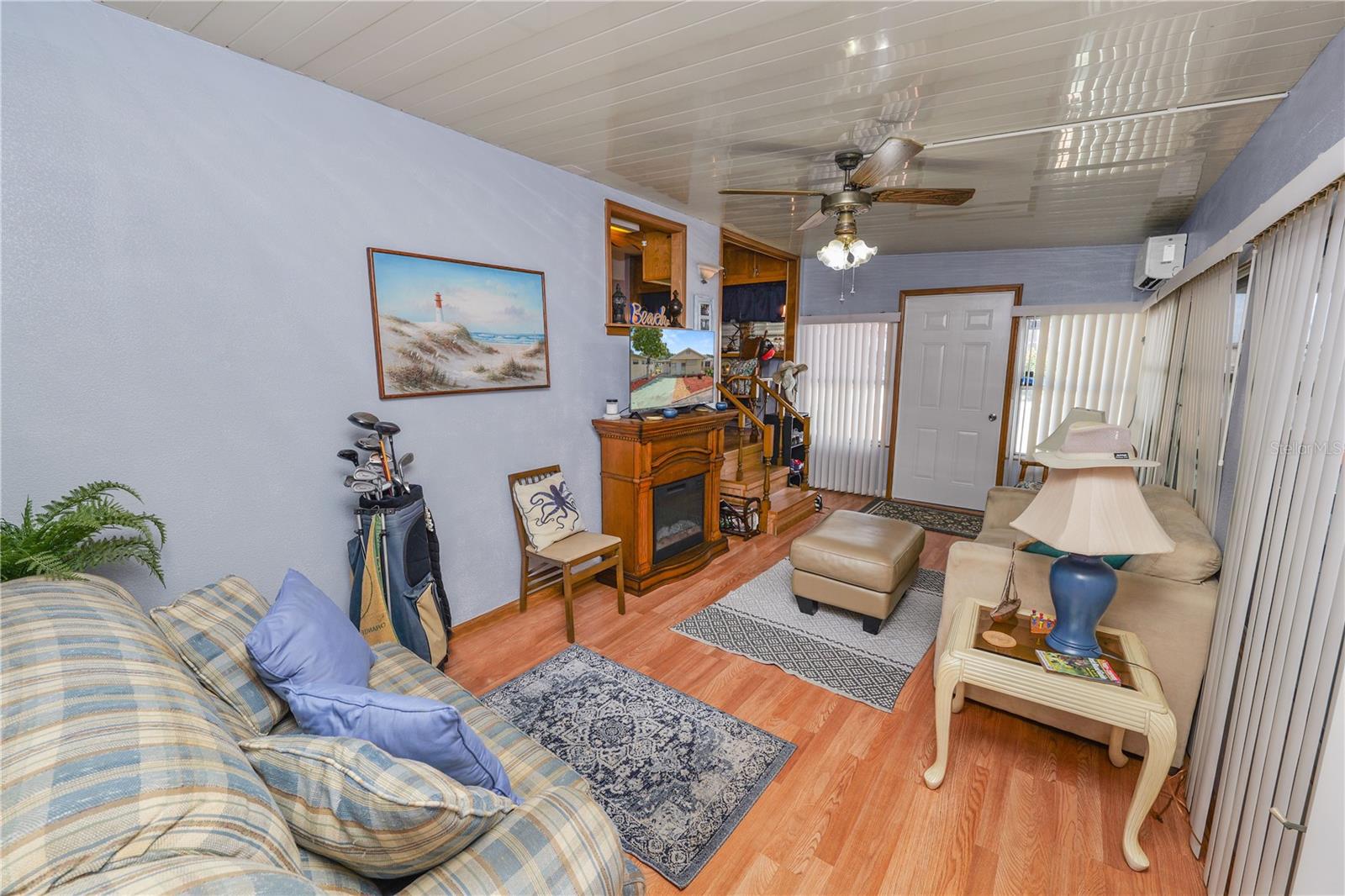 FAIRVIEW VILLAGE - Residential