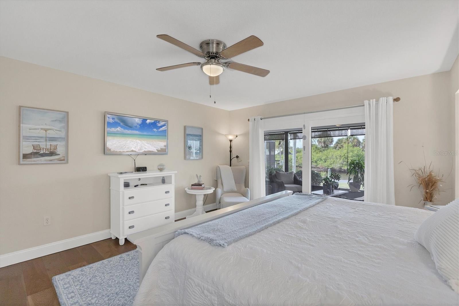 GULF COVE - Residential