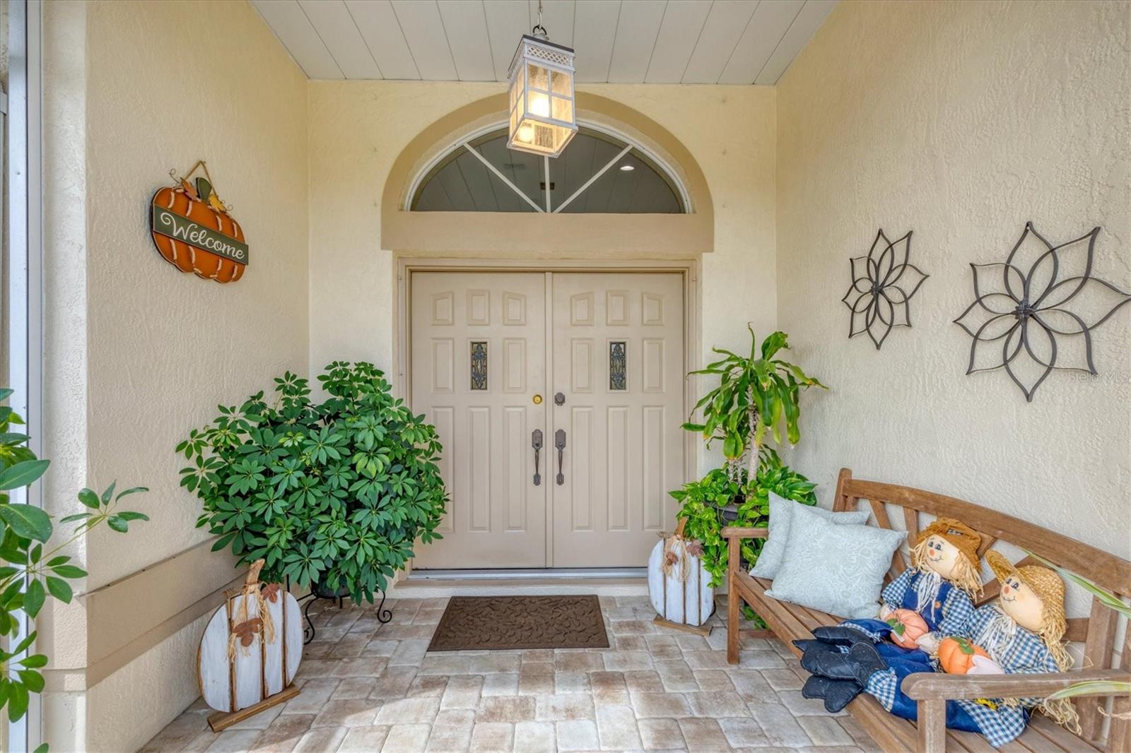 GULF COVE - Residential