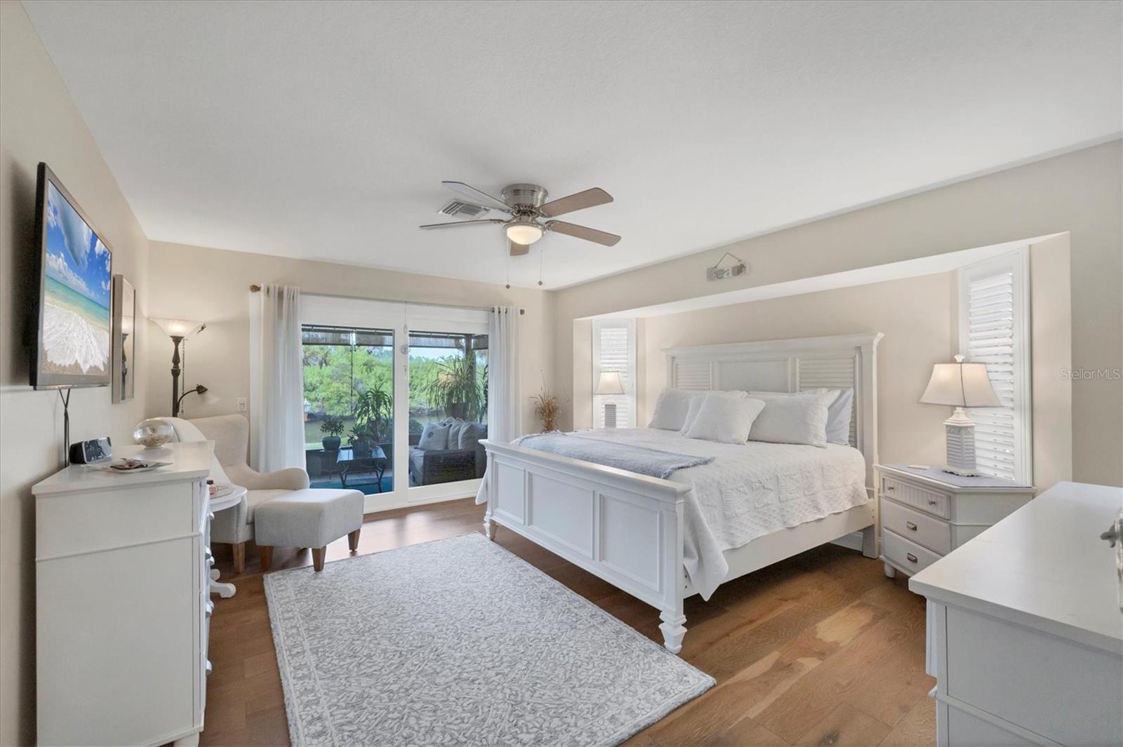 GULF COVE - Residential