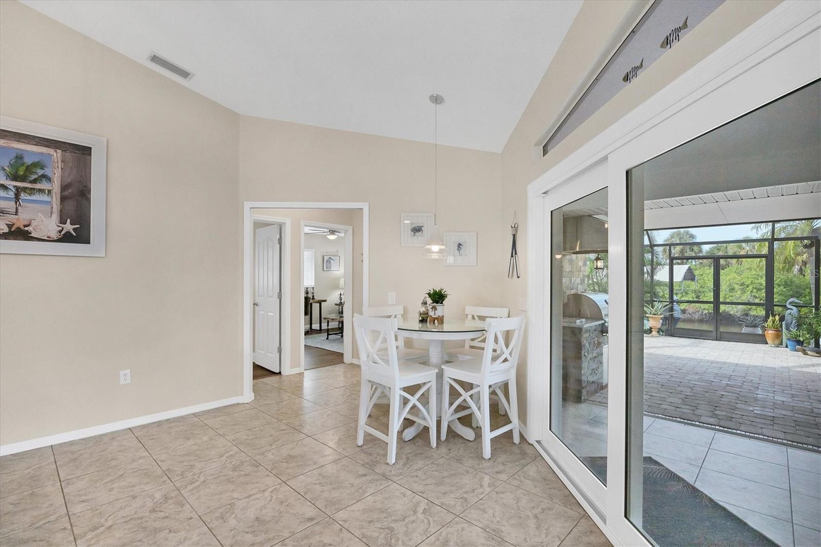 GULF COVE - Residential