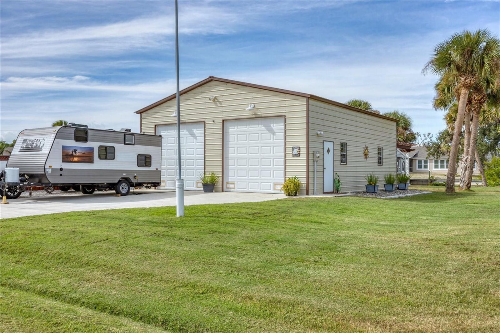 GULF COVE - Residential