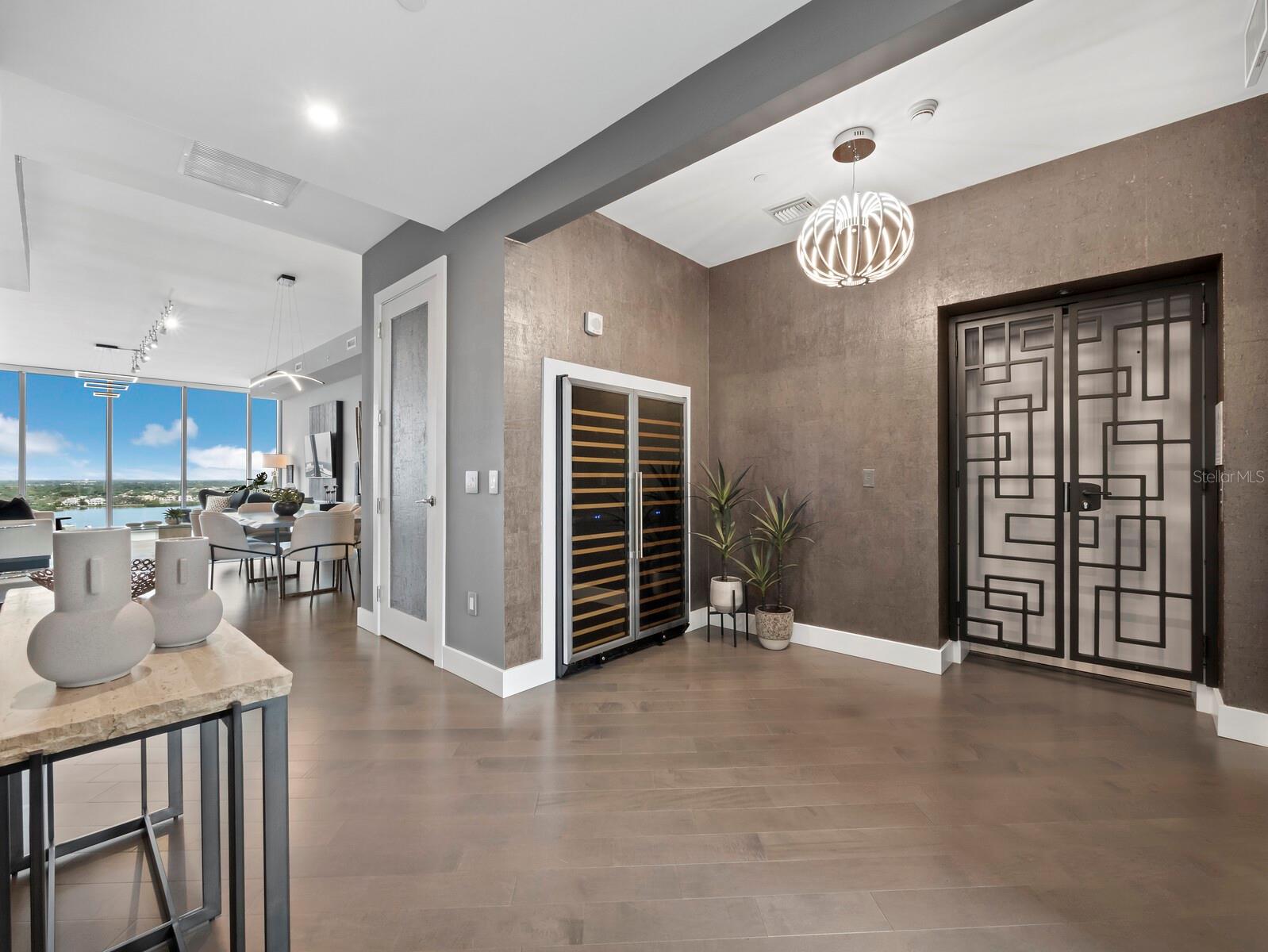 VUE SARASOTA BAY - Residential