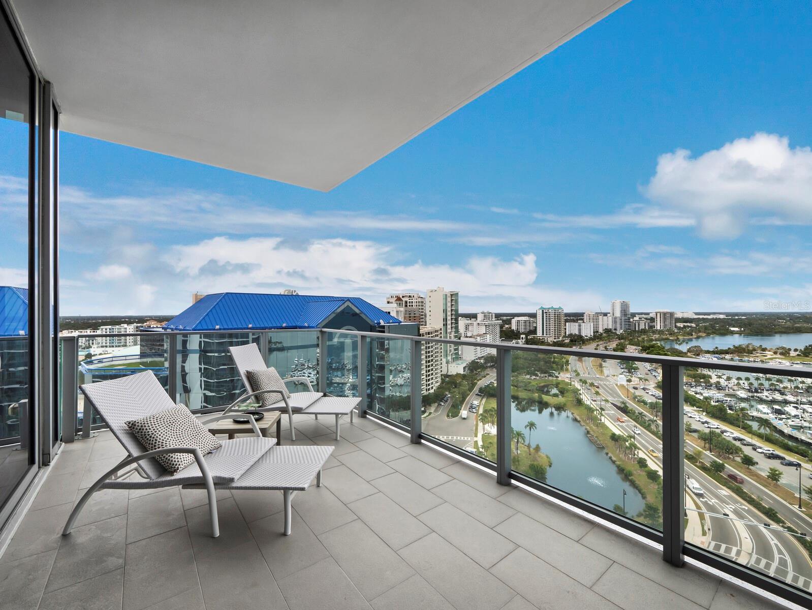 VUE SARASOTA BAY - Residential