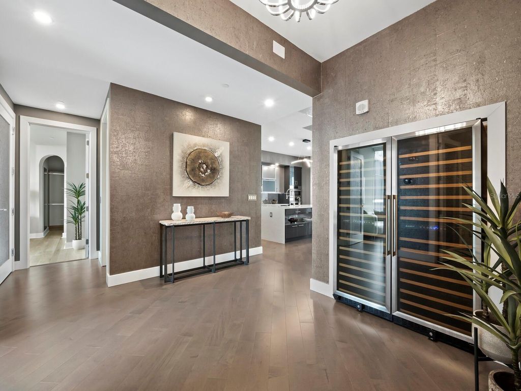 Photo of 1155 N Gulfstream Avenue #1709, Sarasota, FL 34236 (MLS # A4670307)