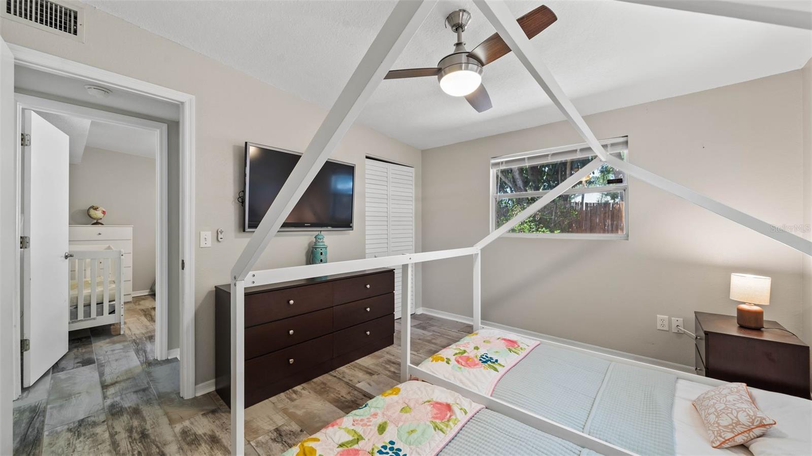 OLDSMAR COUNTRY CLUB ESTATES SEC 1 - Residential