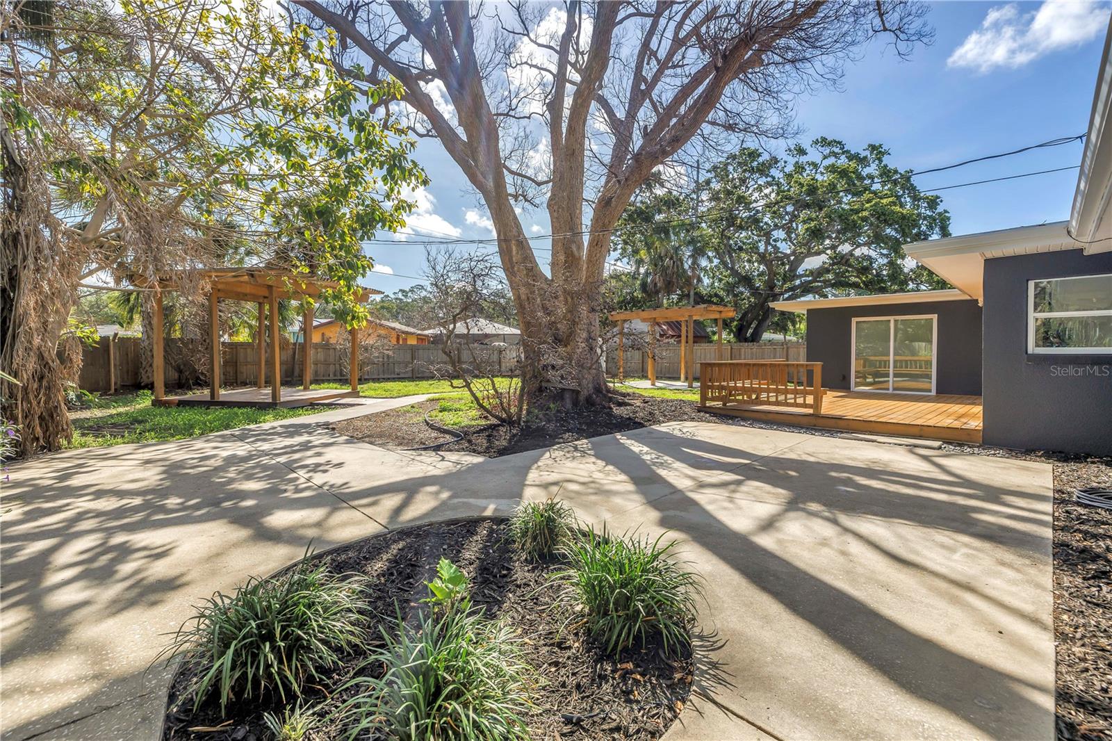 DUNEDIN ISLES 1 - Residential