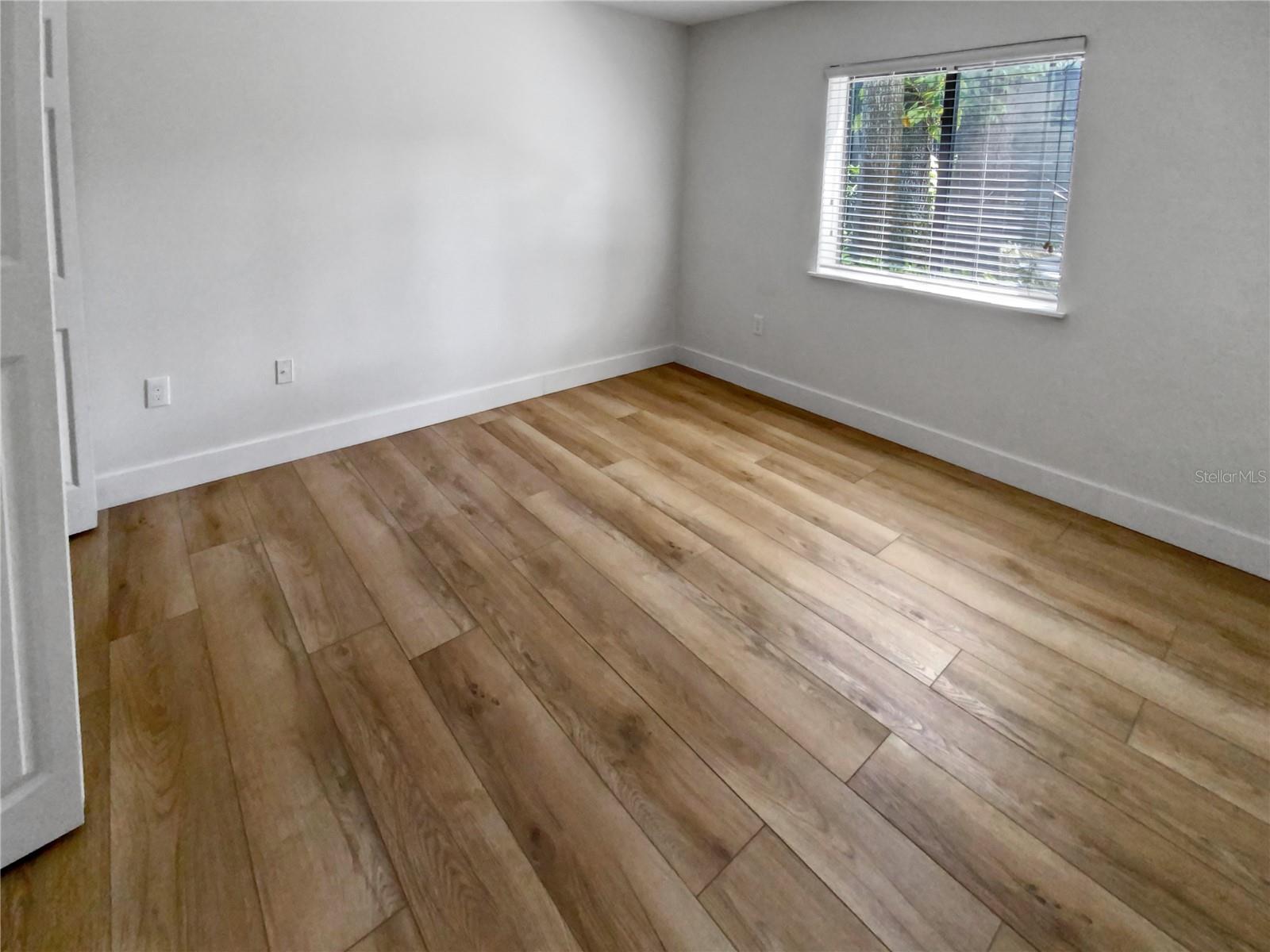 RESERVE AT WEKIVA BEND A CONDO - Residential