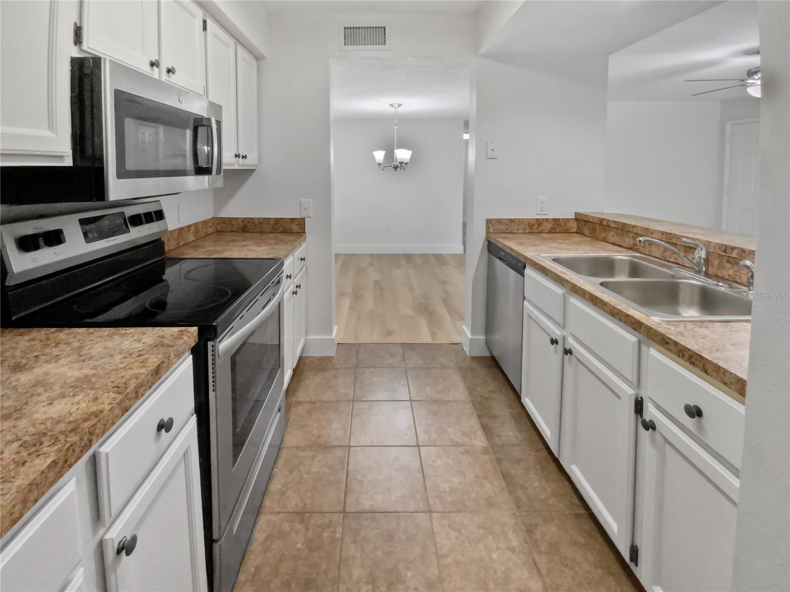 RESERVE AT WEKIVA BEND A CONDO - Residential