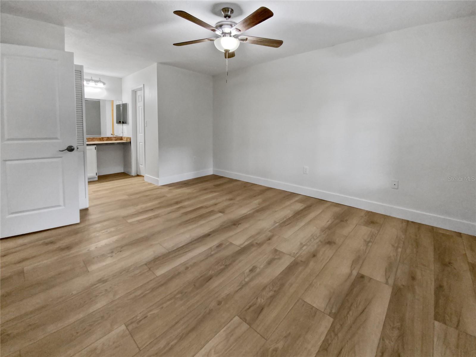 RESERVE AT WEKIVA BEND A CONDO - Residential