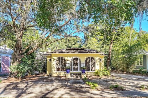 A home in WINTER PARK