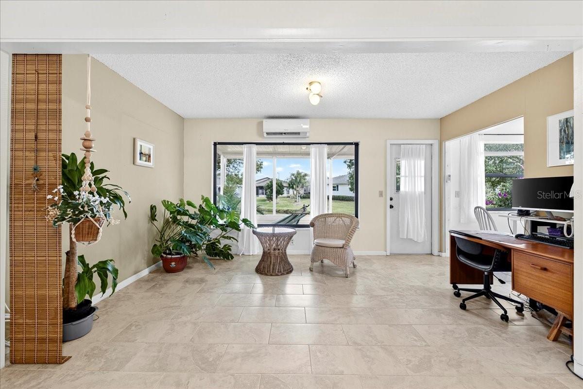 COLONNADES PH 2 - Residential