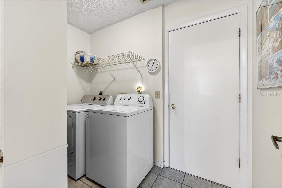 COLONNADES PH 2 - Residential