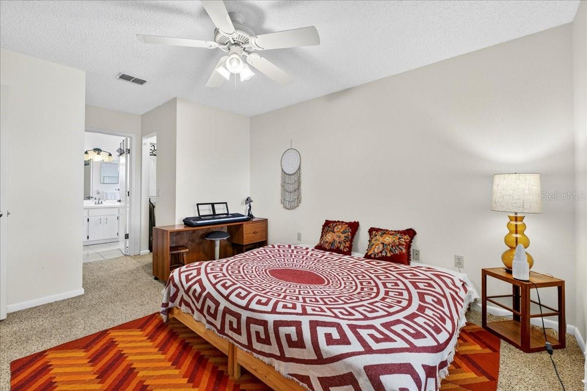 COLONNADES PH 2 - Residential