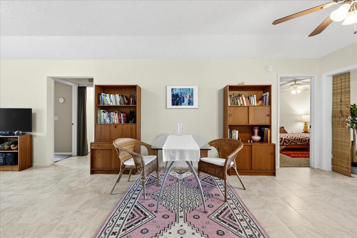 COLONNADES PH 2 - Residential