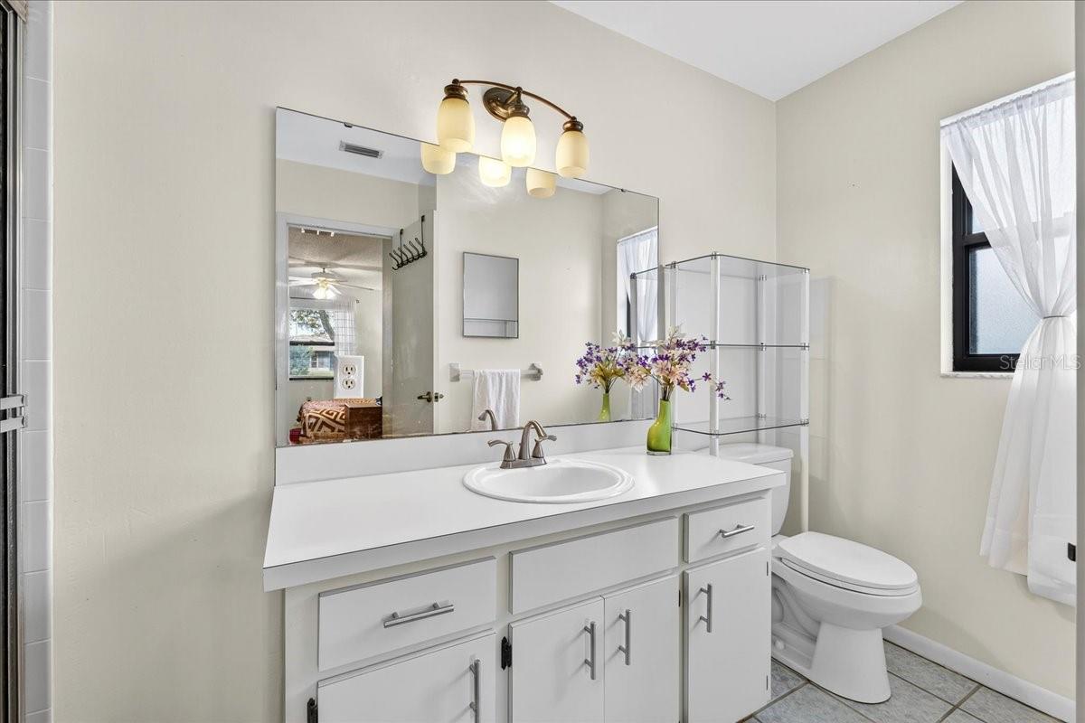 COLONNADES PH 2 - Residential