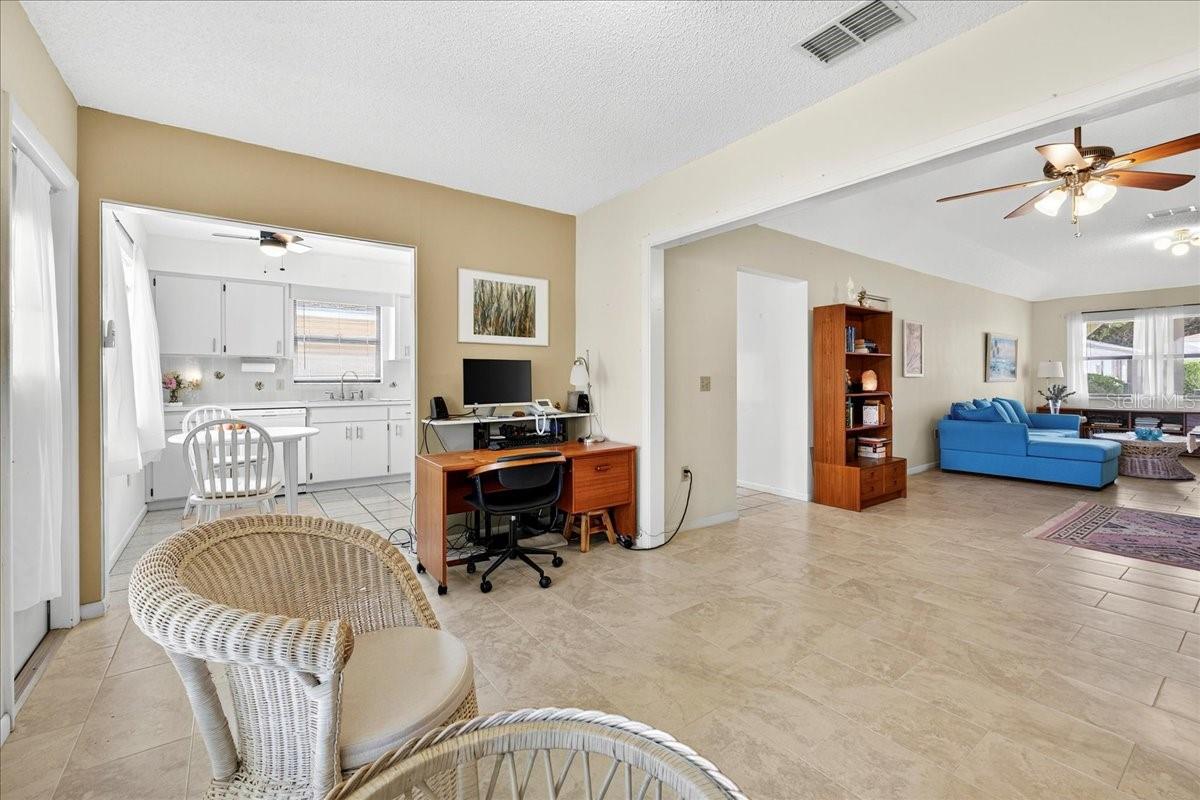 COLONNADES PH 2 - Residential