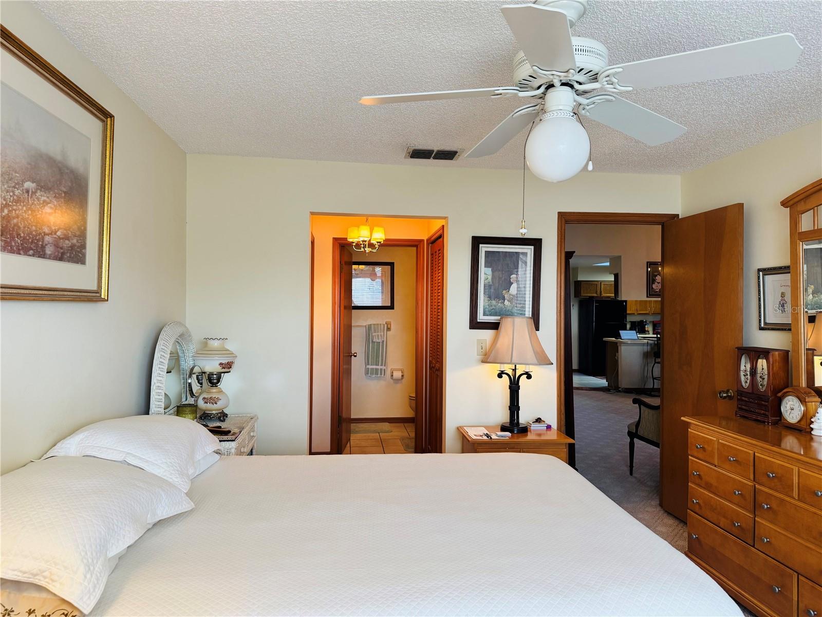 CHERRY KNOLL - Residential