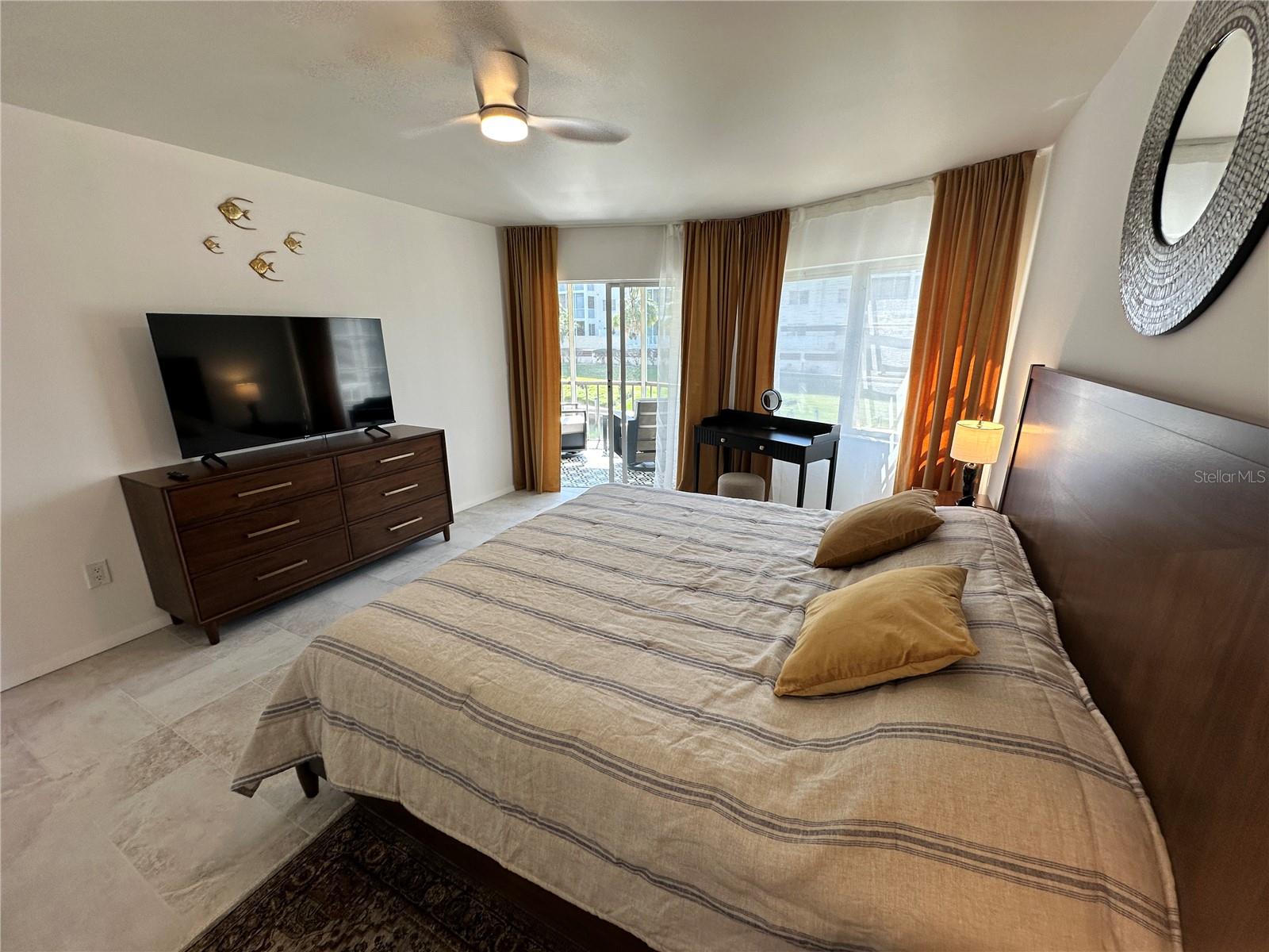 SIESTA HARBOR II - Residential Lease