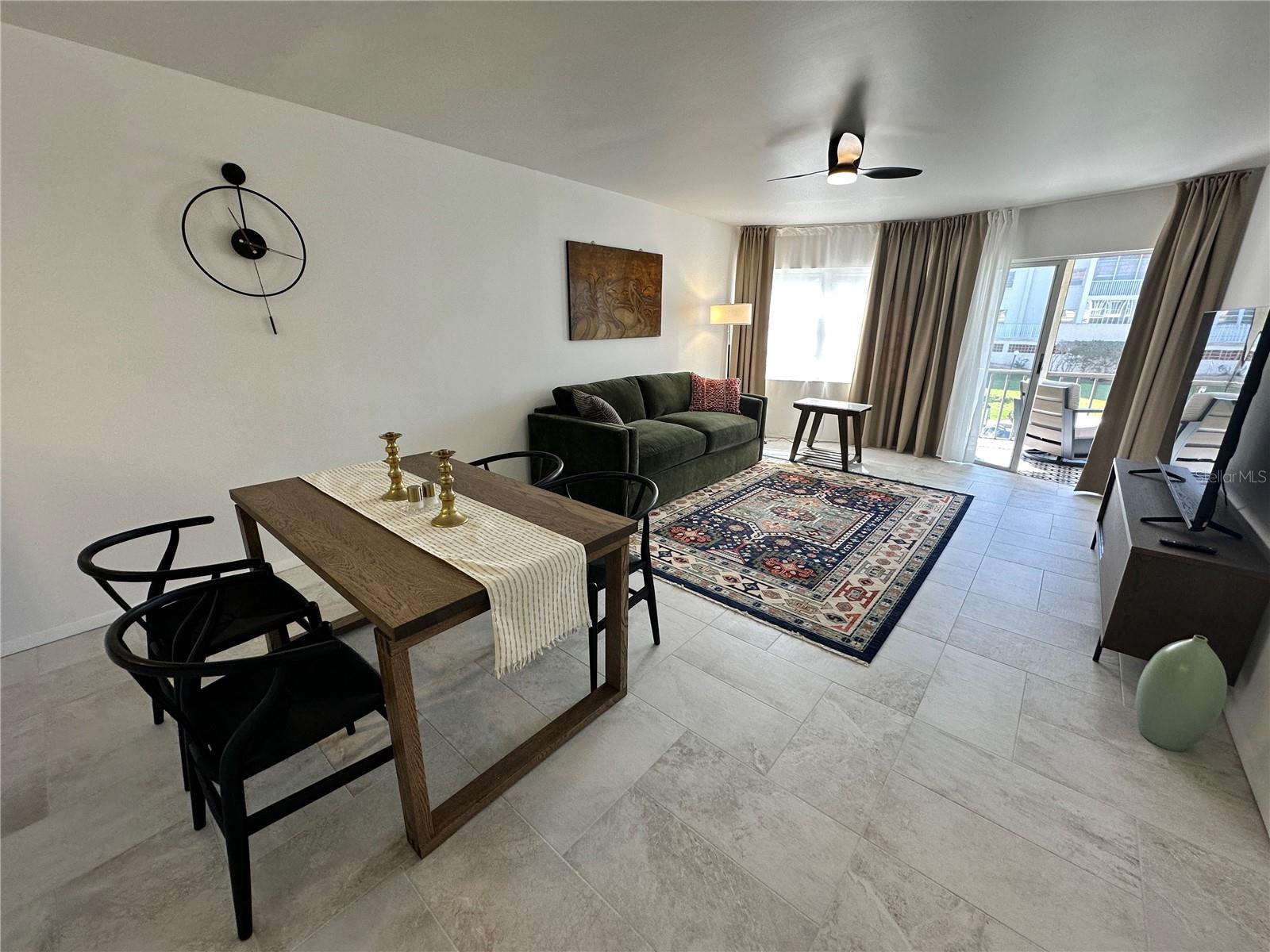 SIESTA HARBOR II - Residential Lease