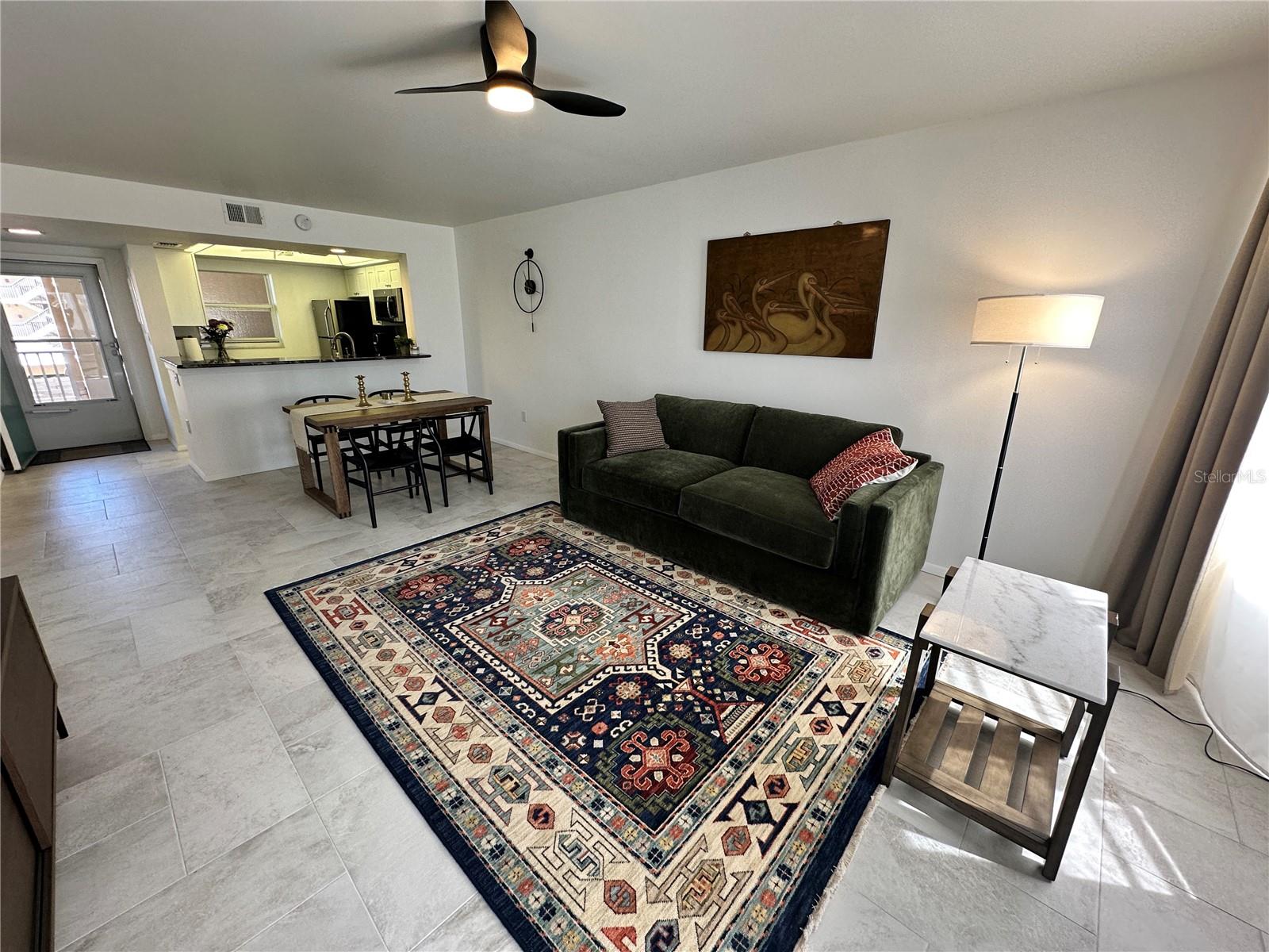 SIESTA HARBOR II - Residential Lease